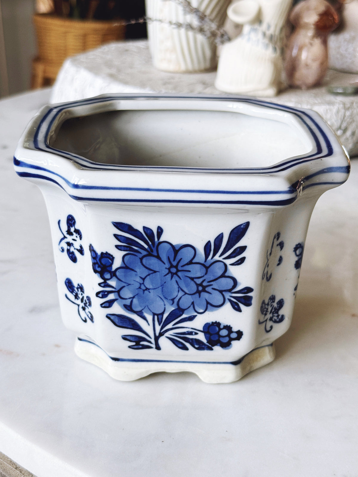 Vintage Chinoiserie Cachepot Floral 4"