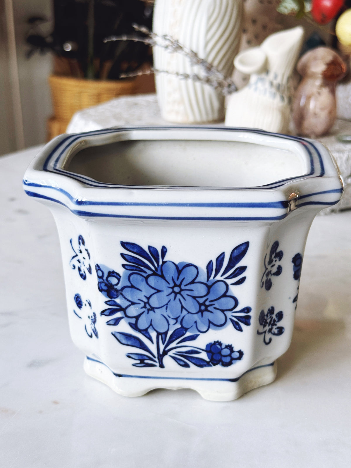 Vintage Chinoiserie Cachepot Floral 4"